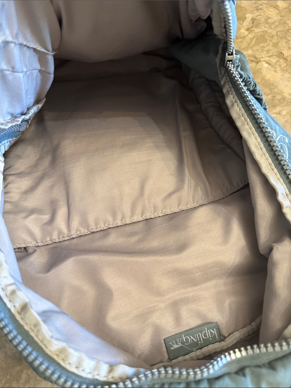 Kipling back pack - Picture 5 of 5